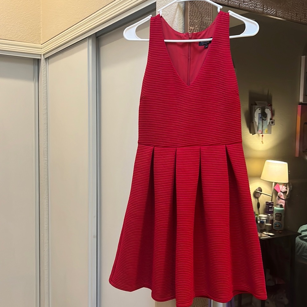 In Excellent Condition top shop red pleated dress 👗